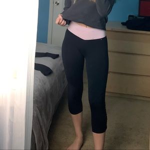 LULULEMON cropped leggings